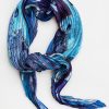 Alexandra Tsoukala minumum design - Φουλάρι